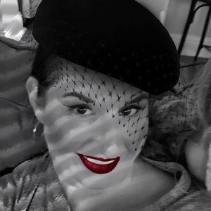 Meet your Posher, Dana